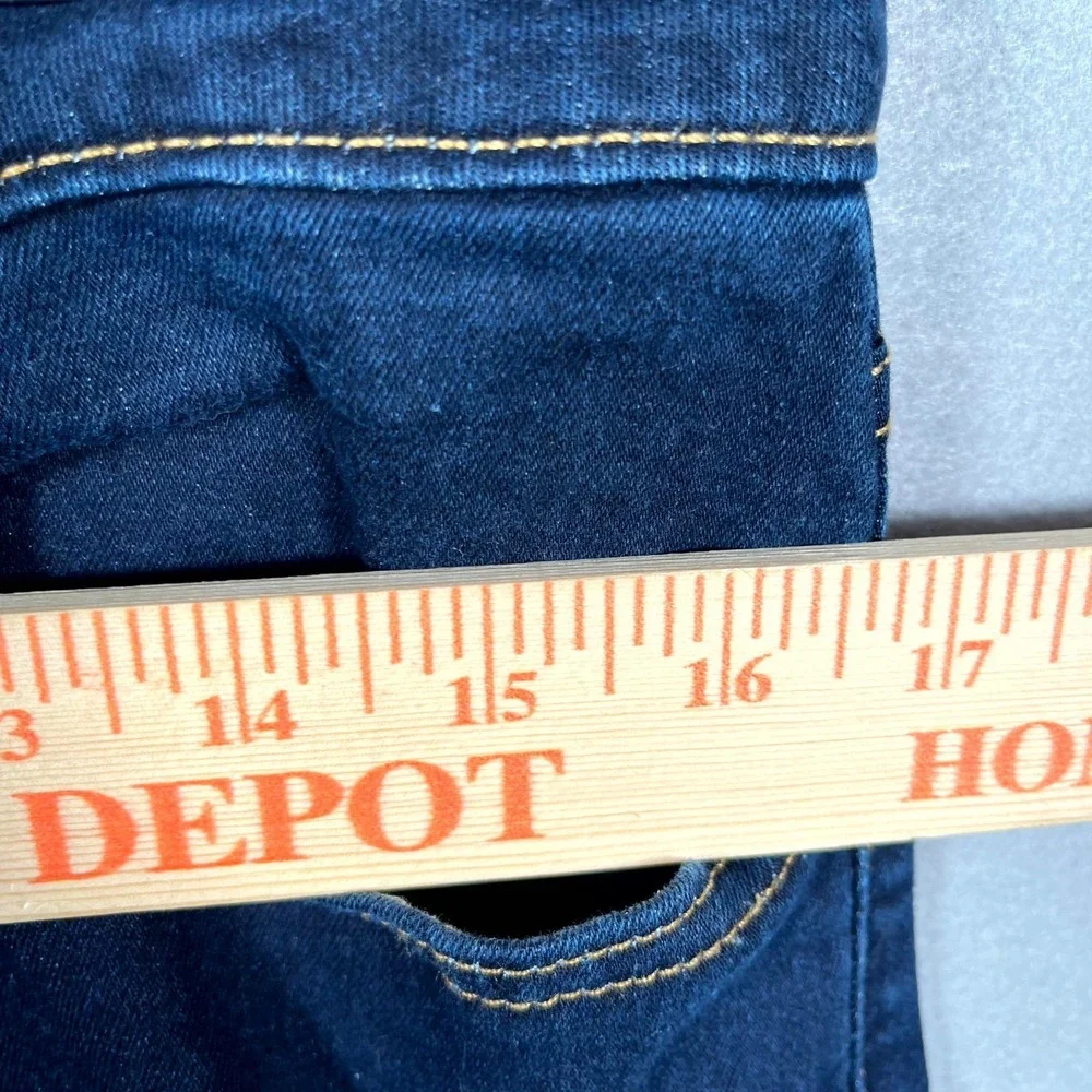 Levi's 502‎ Taper Fit Jeans Mens 54 Blue Denim Cotton Logo Dark Wash Casual